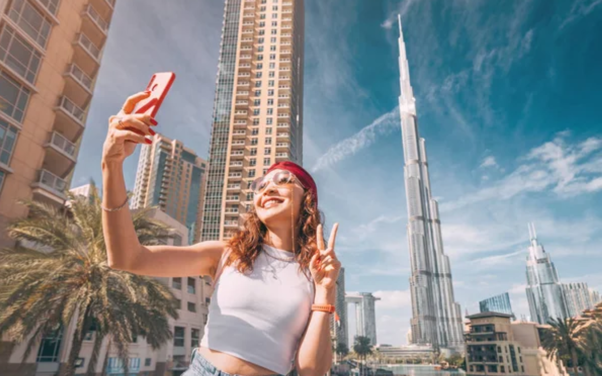 Indian Expats in Dubai Tell News Channels to Stop Freaking Out Their Moms