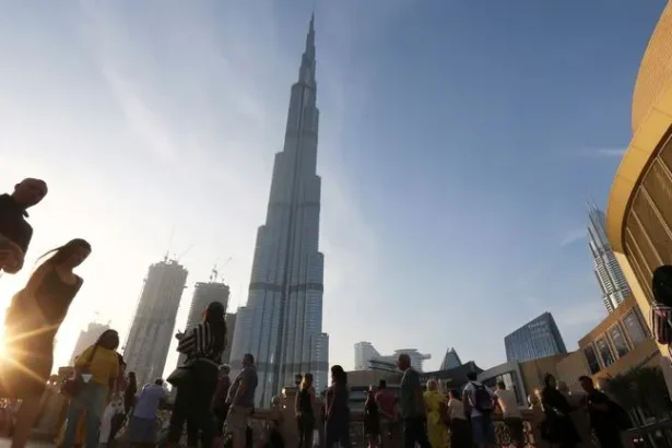 Little Things Expats Do in the UAE That Help Them Assimilate