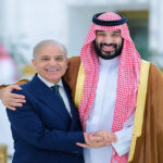Shehbaz Sharif Meets Saudi Crown Prince in Jeddah to Push US-Iran Peace Talks