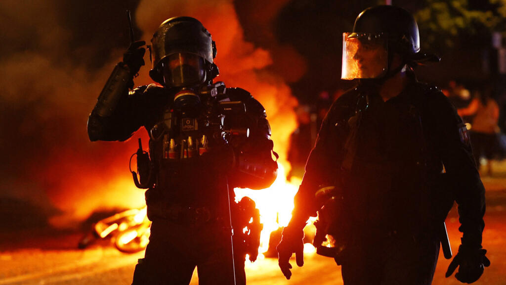  Hundreds Arrested in France After PSG Champions League Win
