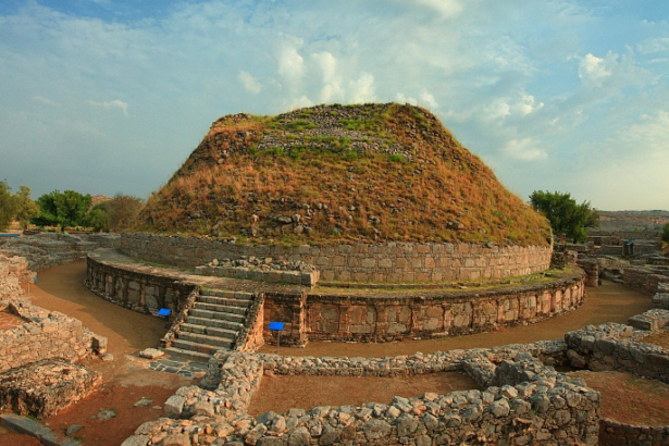 Taxila and the Rich History Behind Pakistan's Returned Artifacts 